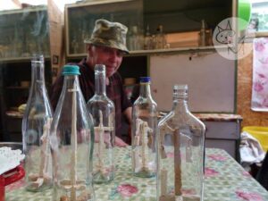 Cum se face palinca in Botiza, Maramures