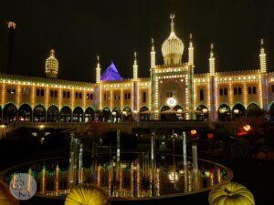 Seara in Gradinile Tivoli din Copenhaga